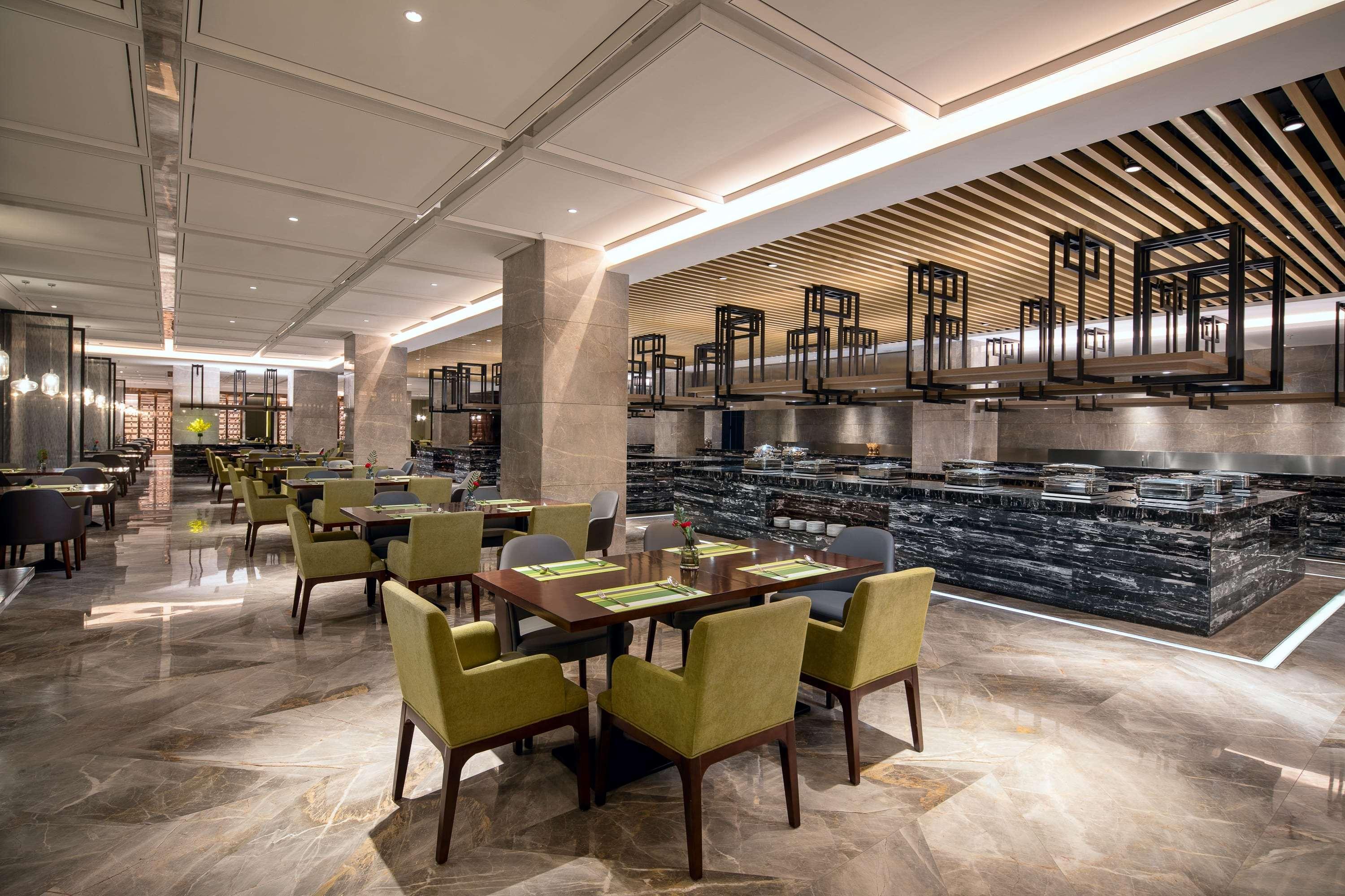 Ramada Wyndham Zhengzhou Xinzheng Xinzheng (Henan) Exterior foto