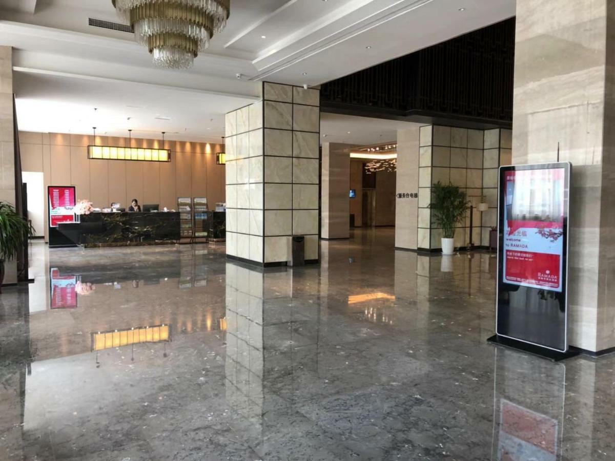 Ramada Wyndham Zhengzhou Xinzheng Xinzheng (Henan) Exterior foto